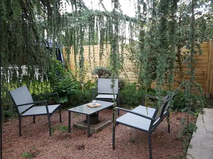 Maison Centre-Ville Calme Avec Jardin Лон-ле-Сонье Экстерьер фото